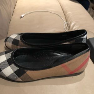 Burberry girls flats size 2